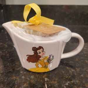 RAE DUNN Set of 4 Princess Belle Measuring Cups